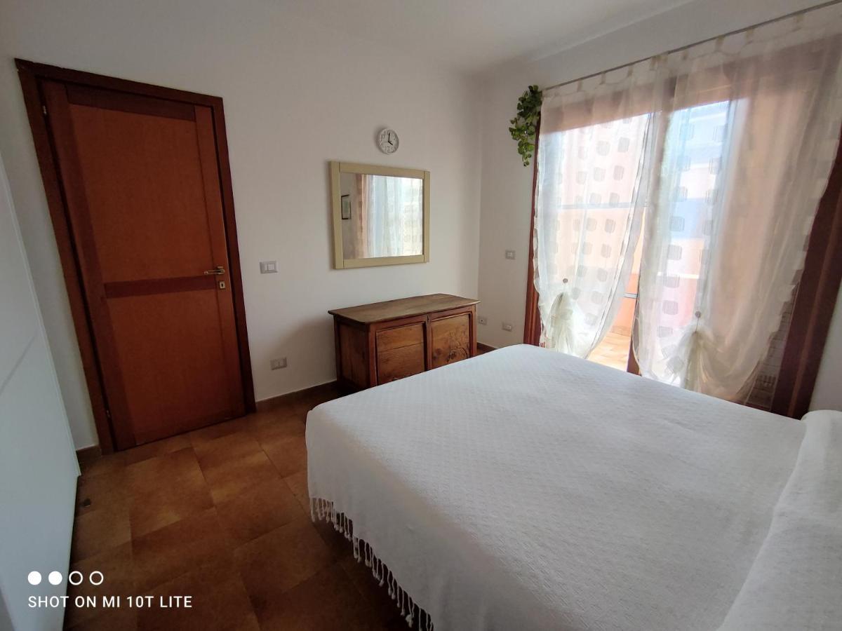 Appartamento Cisto Olbia Exteriör bild