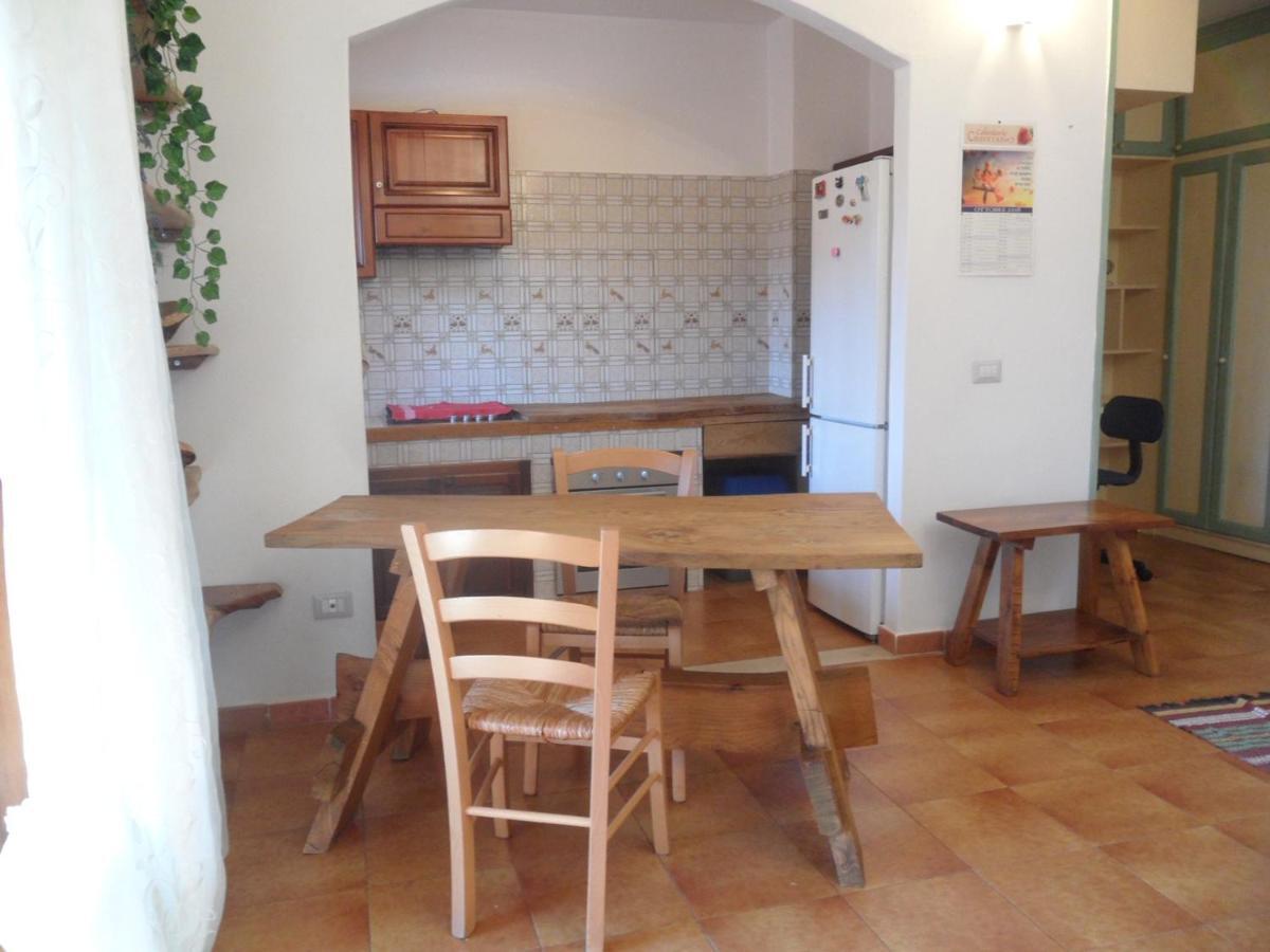 Appartamento Cisto Olbia Exteriör bild